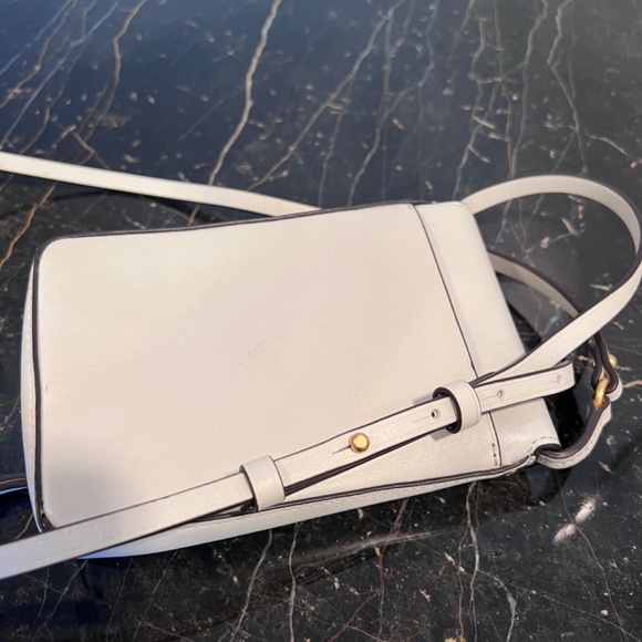 Tory Burch Miller Mini Crossbody in Ivory, Never worn - Picture 2 of 4
